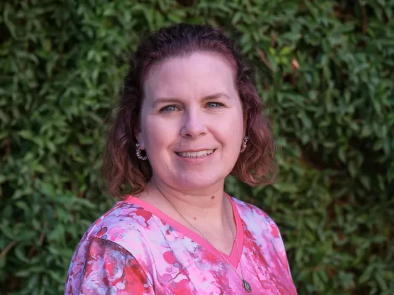 Headshot of Environmental Science staff Bonnie Gilmore