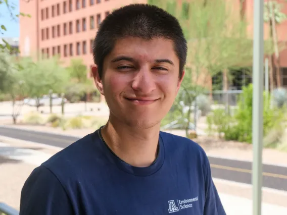 Headshot of Juan Anzures