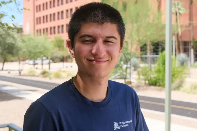 Headshot of Juan Anzures