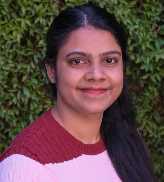 Headshot of ENVS graduate student Shalini Senarathne